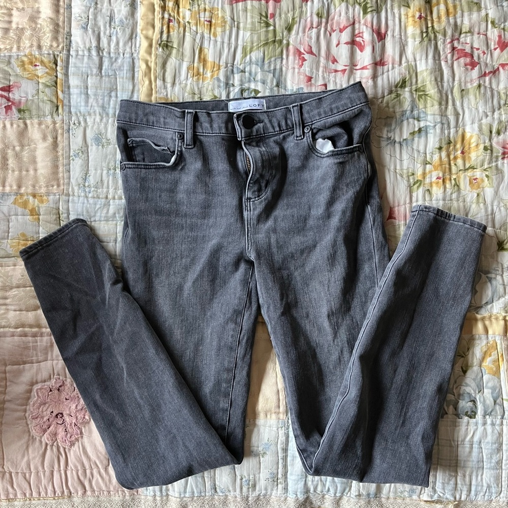 dark gray skinny jeans from kohls. size 4/5